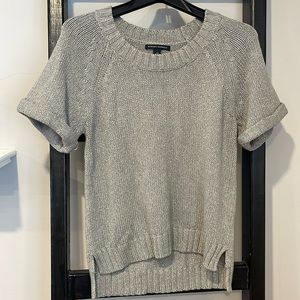 Banana Republic short sleeve sweater, size XS